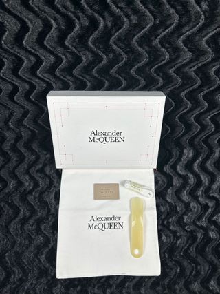 Zapatillas Alexander McQueen Blancas y Negras