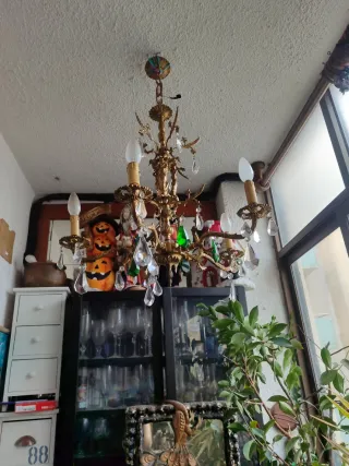 Lámpara de techo antigua de cristal