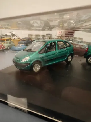Norev Citroen Xsara Picasso 1/43 Verde