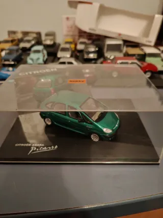 Norev Citroen Xsara Picasso 1/43 Verde