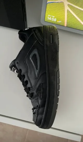 Zapatillas Fila Negras