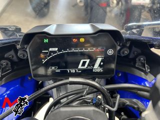 YAMAHA R7 2022 7787 kms.