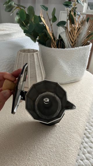 Cafetera Italiana Negra y Madera