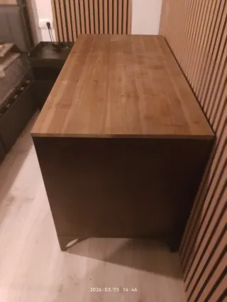 Escritorio madera y metal