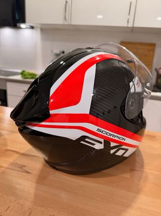 Casco Scorpion Exo 1400 Air Carbon