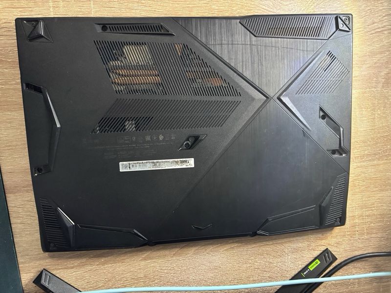 MSI Thin GF63VE Portátil Gaming i7 16GB Ram RTX40 afbeelding 3