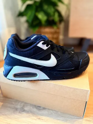 Nike Air Max Zapatillas Negras y Blancas