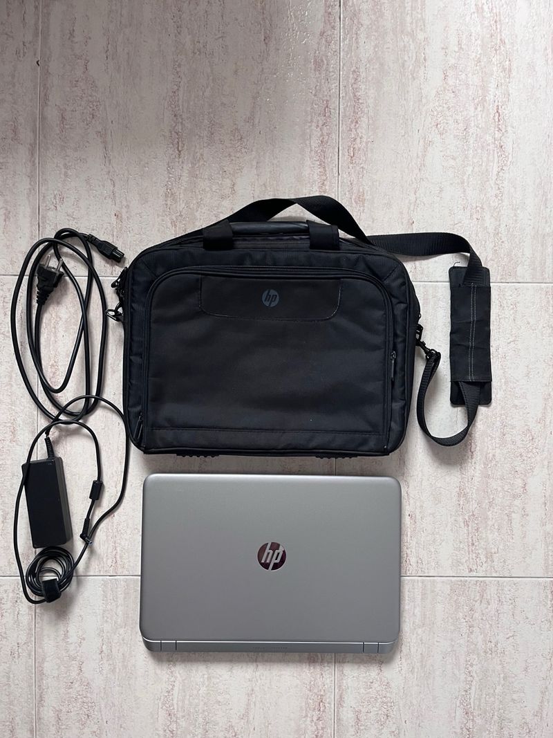 Portátil HP i7 Geforce GTX Windows 10 + Maletín