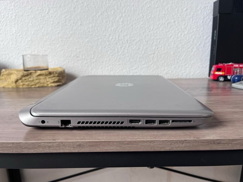 Portátil HP i7 Geforce GTX Windows 10 + Maletín afbeelding 3