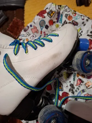 Patines 4 ruedas talla 39