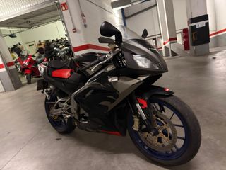 Aprilia RS 125 2T Limitada  papeles - ¡A ESTRENAR!