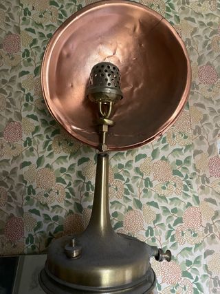 Lampada antica da collezione in rame e ottone