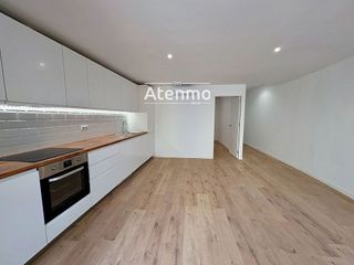 Piso en venta en El Raval en Barcelona