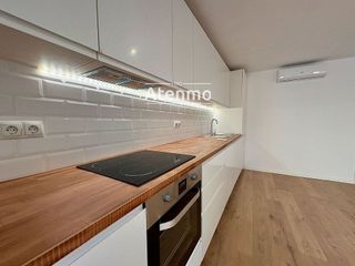 Piso en venta en El Raval en Barcelona