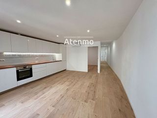 Piso en venta en El Raval en Barcelona