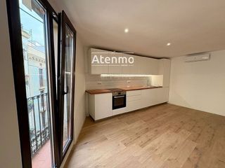 Piso en venta en El Raval en Barcelona