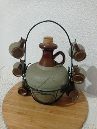 Juego de licorera con 6 chupitos