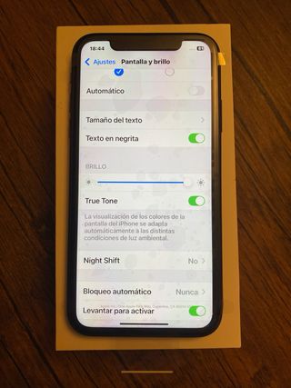 iPhone 11 64GB Negro 96% Batería Caja