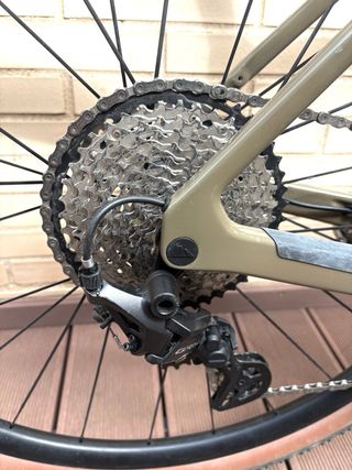 Bicicleta Gravel Canyon Grizl CF SL 8 Carbono