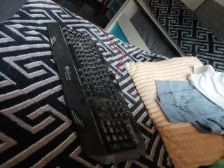 Teclado Gaming Negro