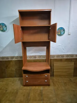 Mueble de salón de madera