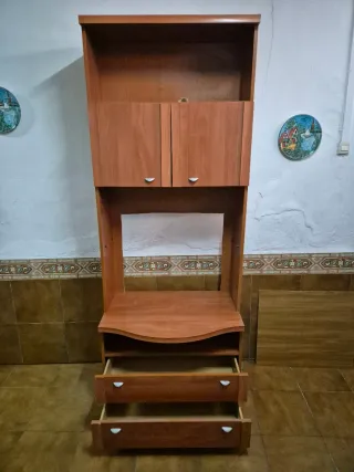 Mueble de salón de madera