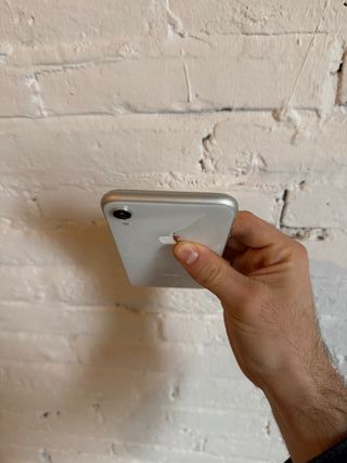 iPhone XR Bianco + Custodia