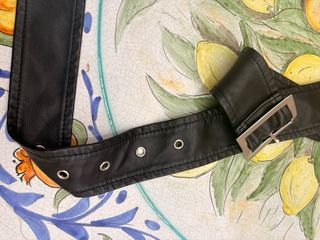 Cintura Nera con Fibbia Argento