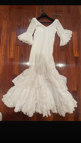 Vestido de flamenca blanco