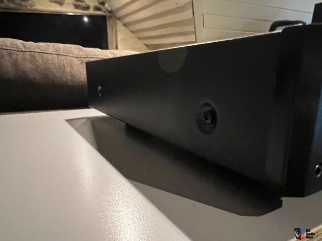 Emotiva BassX PT100 Preamp Negro