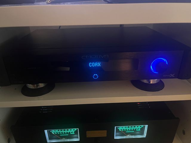 Emotiva BassX PT100 Preamp Negro