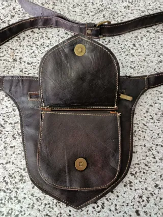 Riñonera de piel auténtica