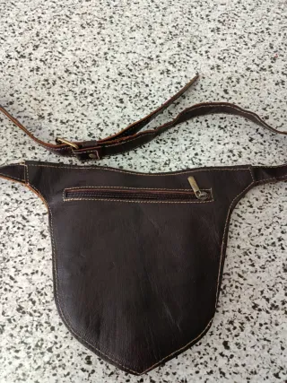 Riñonera de piel auténtica