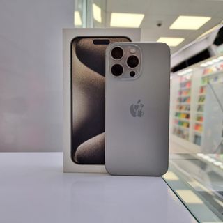 iPhone 15 Pro Max 256GB Titanio Natural