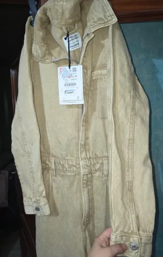 Mono vaquero Pull&Bear beige talla XS