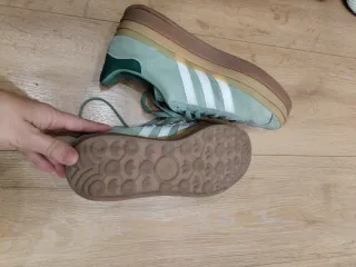 Adidas Gazelle Talla 39 Verde/Blanco
