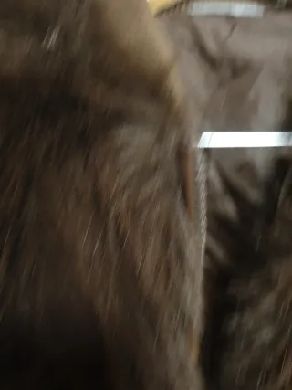 Cazadora pelo marrón