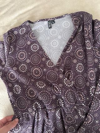 Vestido morado Pieces estampado