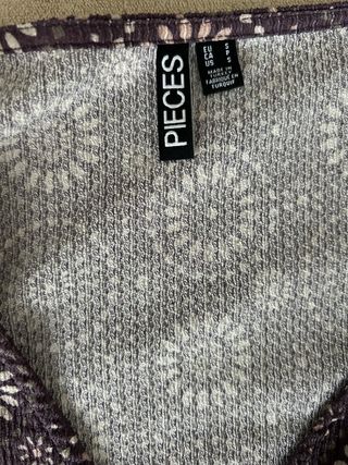 Vestido morado Pieces estampado