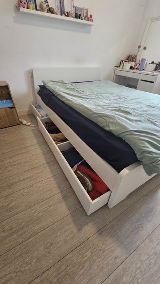 Cama Malm Ikea con 2 cajones + colchón