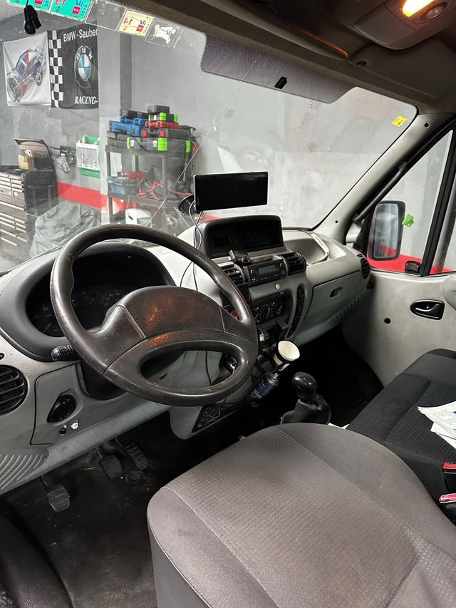 Renault Trucks Mascott 2003 grua porta vehiculo