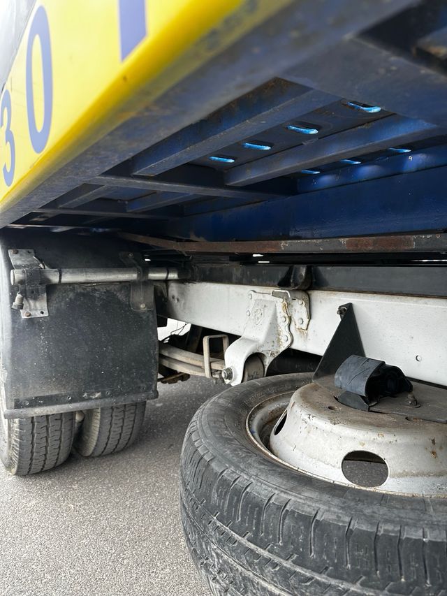 Renault Trucks Mascott 2003 grua porta vehiculo