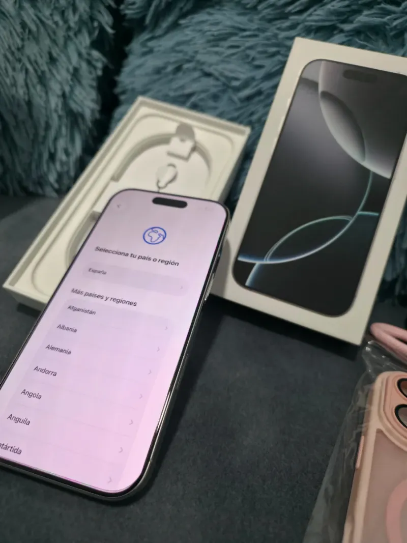 iPhone 16 Pro 256GB Titanio Blanco — Como nuevo afbeelding 5