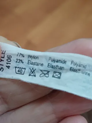 Reggiseno bianco senza ferretto