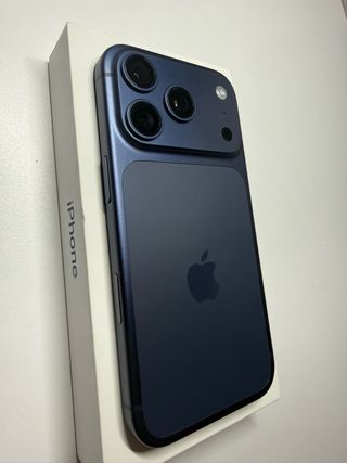 iPhone 17 Pro Azul