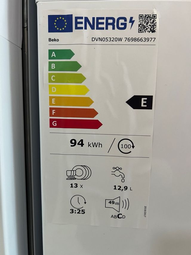 Lavavajillas Beko DVN05320W