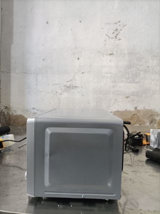 - Cecotec Microondas ProClean 5010. 700 W, Capac