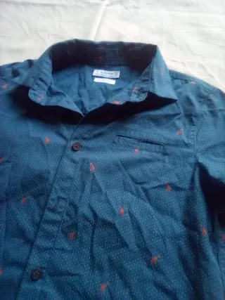 Camisa azul estampada