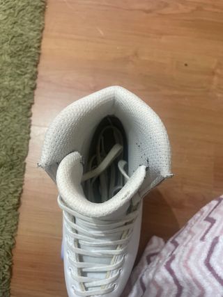 Pattini artistici professionali bianchi