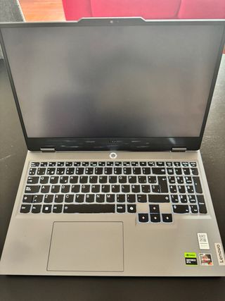 Portátil Gamer Lenovo LOQ 15ARP9